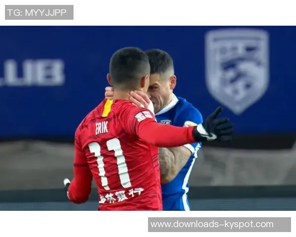 前裁判揭露曼奇尼故意撞人事件应被罚下却未被裁判察觉